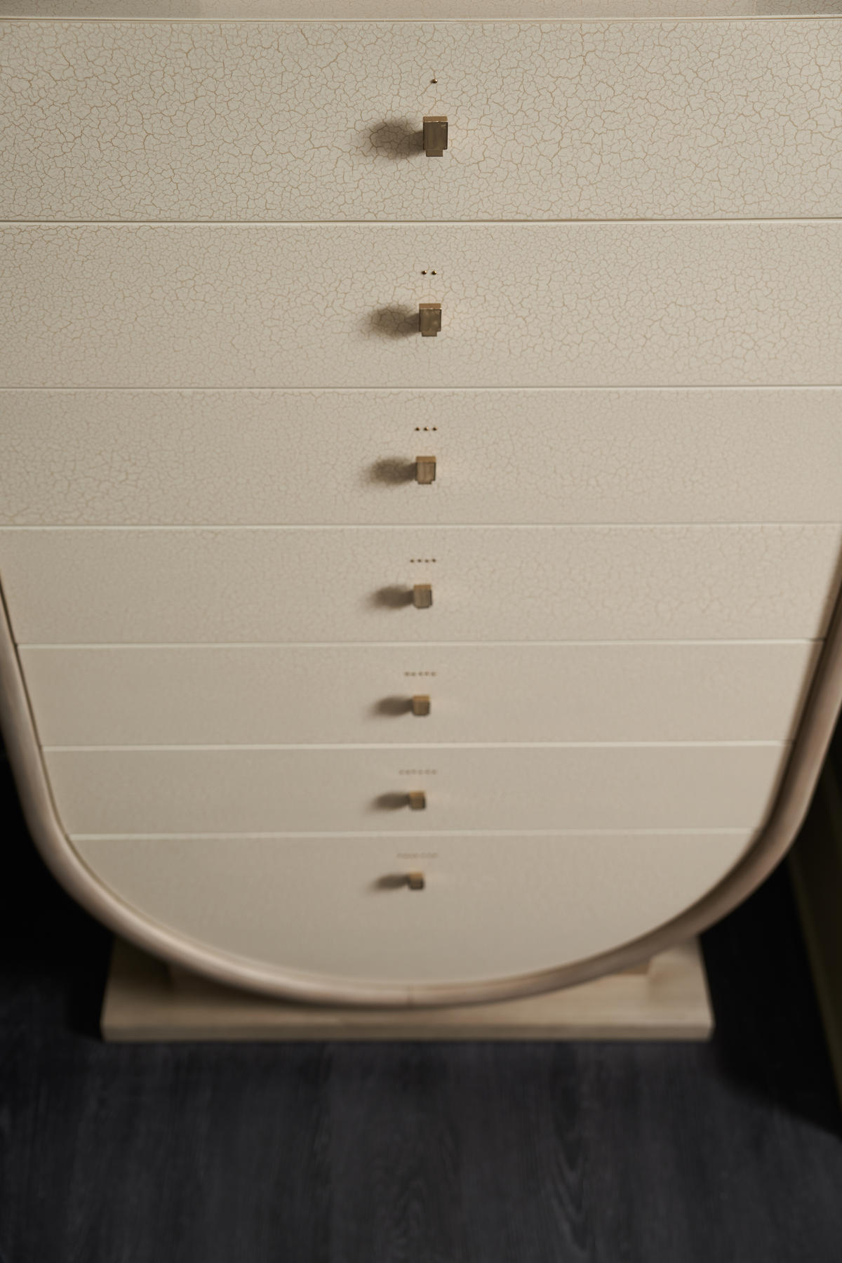 Amphora Chest of Draws