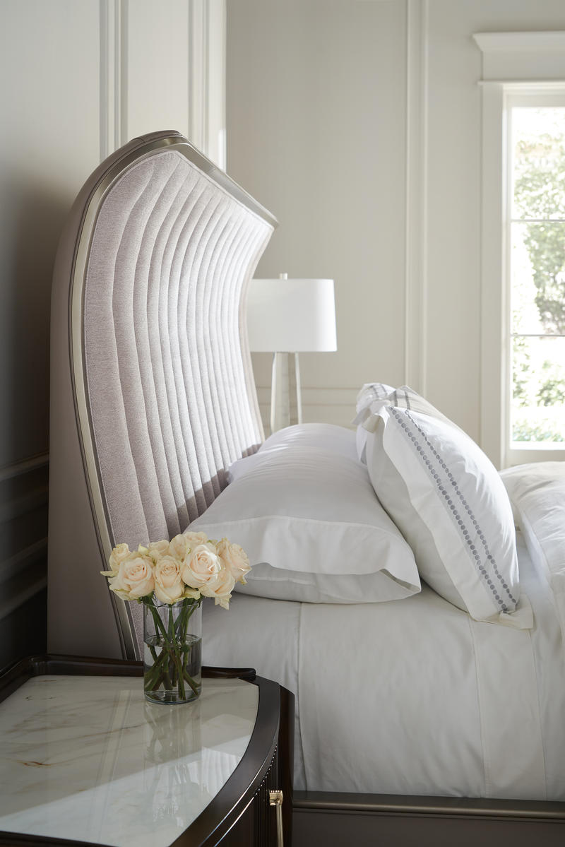 Valentina Uph Bed- King and Queen
