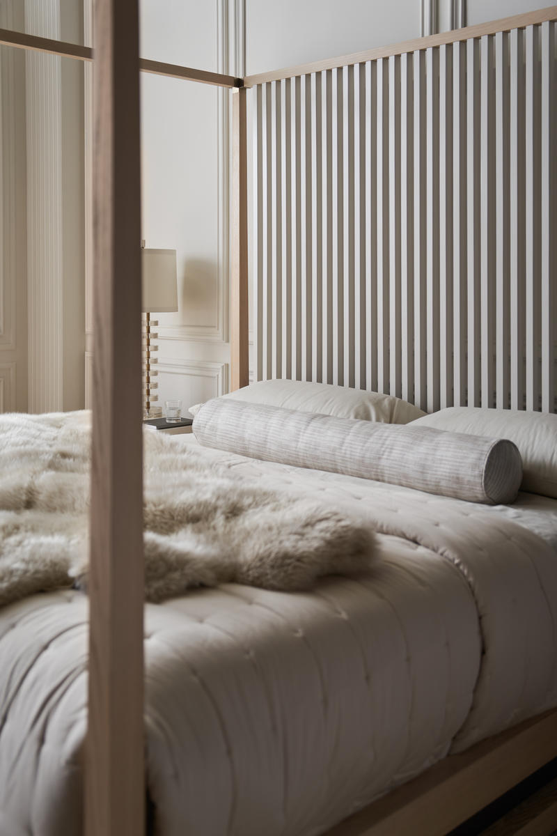 Pinstripe Light Bed - King and Queen